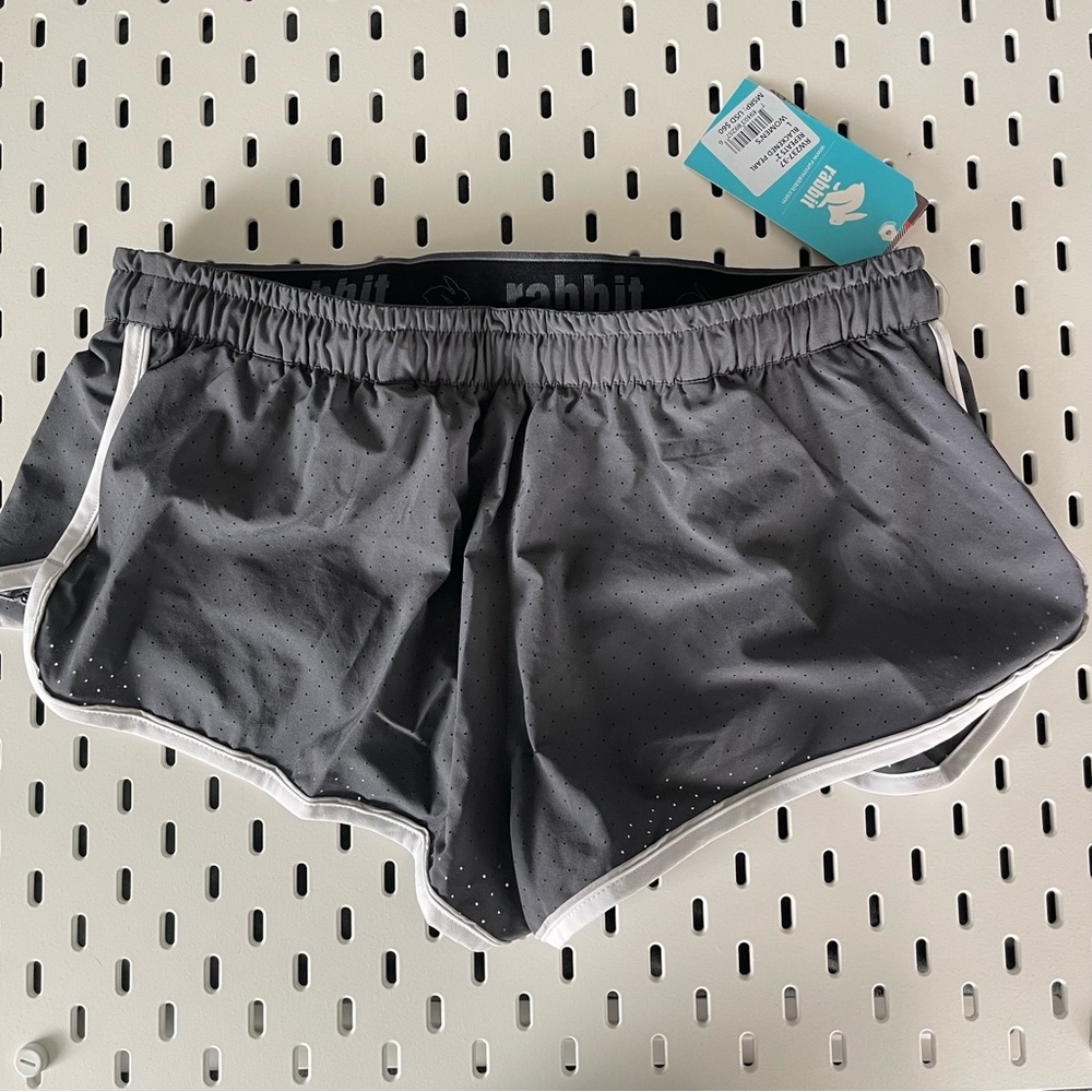 NWT Rabbit 2” Repeats Sz L